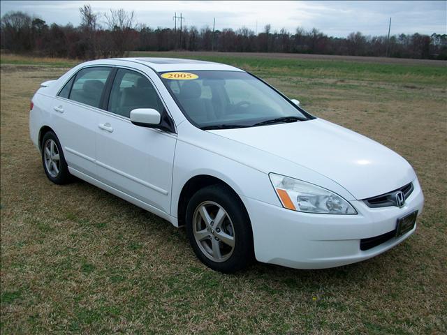 Honda Accord 2005 photo 2