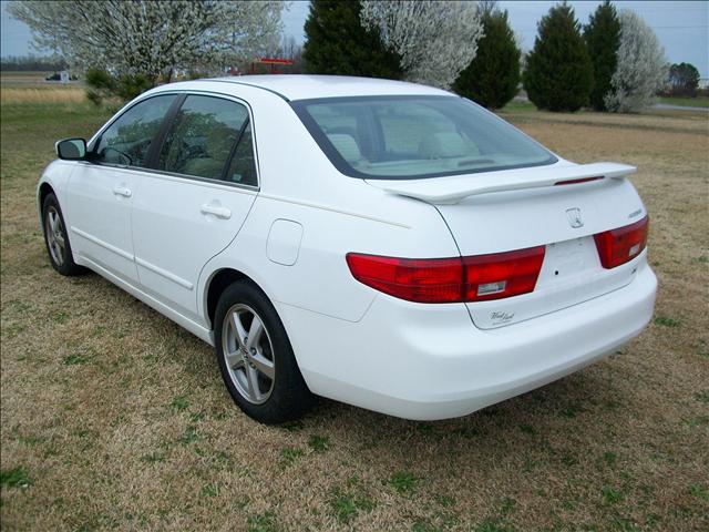 Honda Accord 2005 photo 5