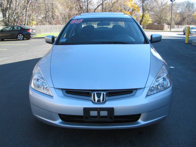 Honda Accord 2005 photo 1
