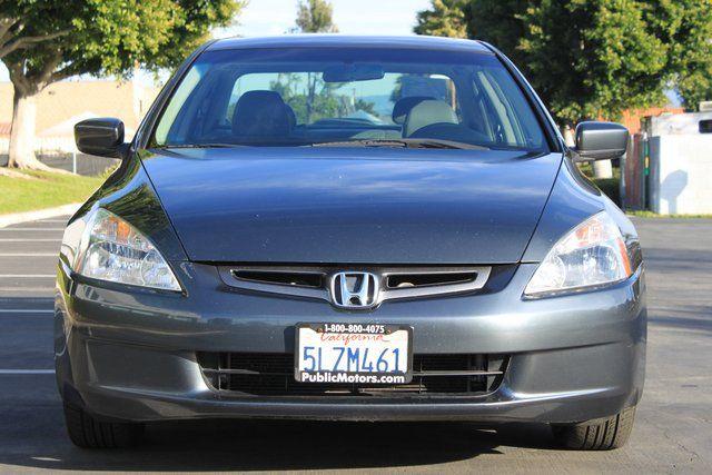 Honda Accord 2005 photo 1