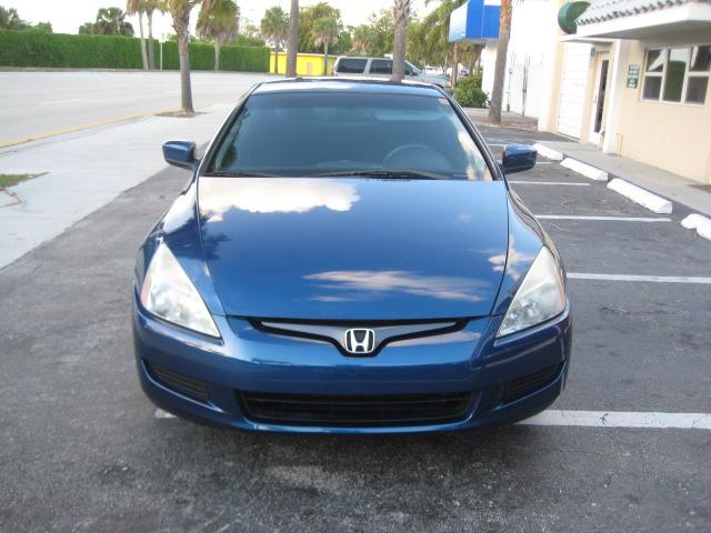 Honda Accord 2005 photo 1