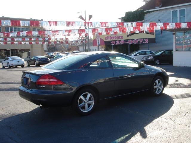 Honda Accord 2005 photo 3