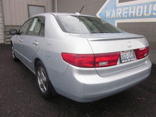 Honda Accord 2005 photo 2