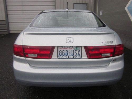 Honda Accord 2005 photo 4