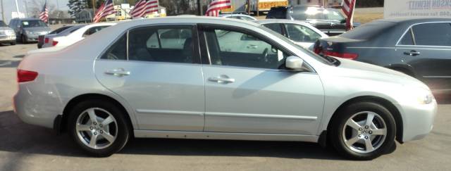 Honda Accord 2005 photo 2