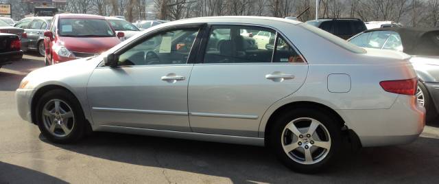 Honda Accord 2005 photo 3