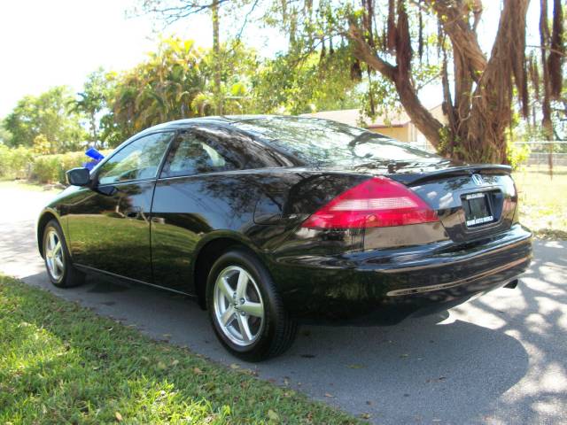 Honda Accord 2005 photo 3