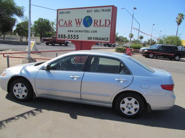 Honda Accord 2005 photo 2