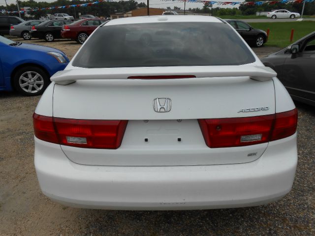 Honda Accord 2005 photo 1