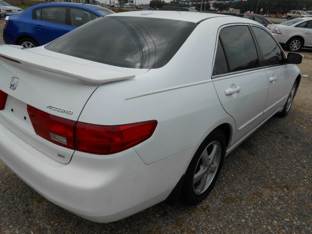 Honda Accord 2005 photo 4