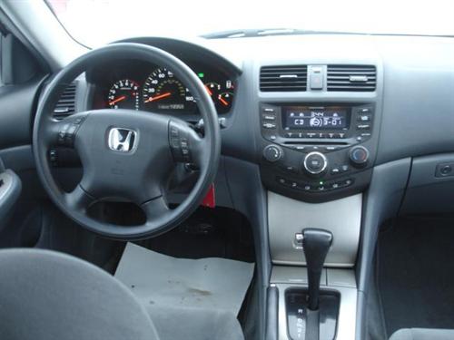 Honda Accord 2005 photo 4