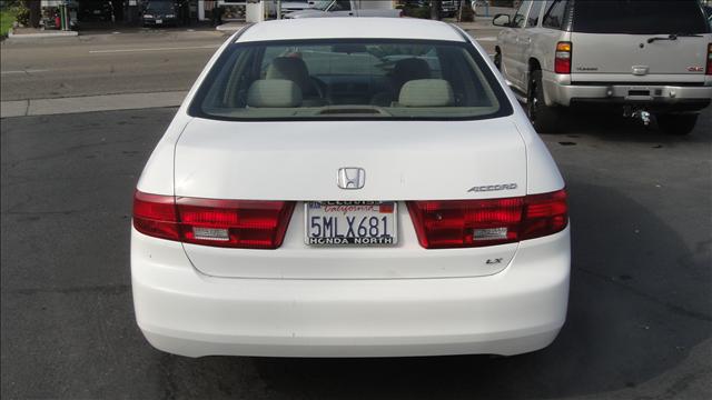 Honda Accord 2005 photo 3