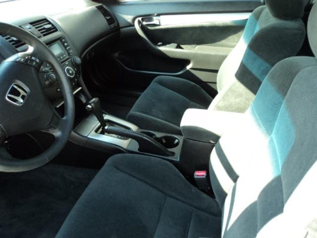 Honda Accord 2005 photo 5
