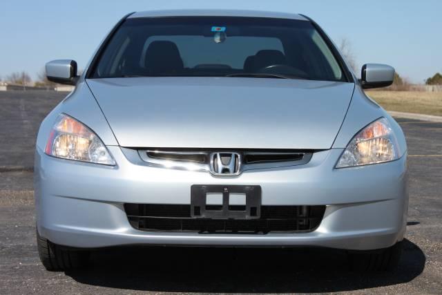 Honda Accord 2005 photo 1