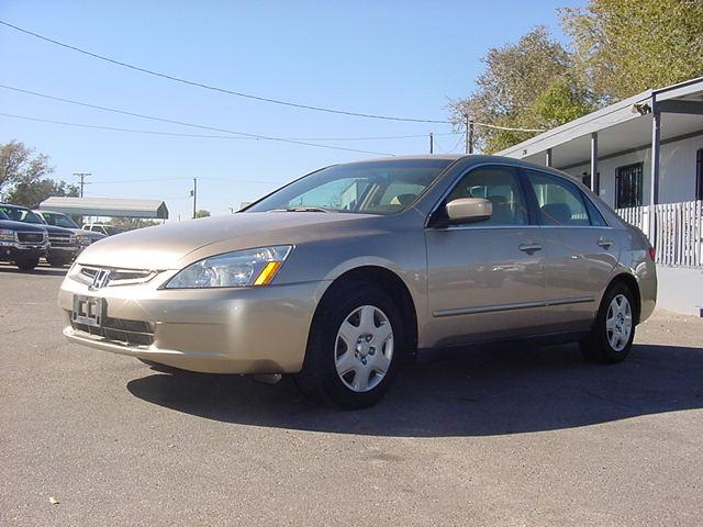 Honda Accord 2005 photo 2