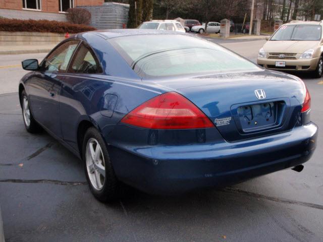 Honda Accord 2005 photo 1