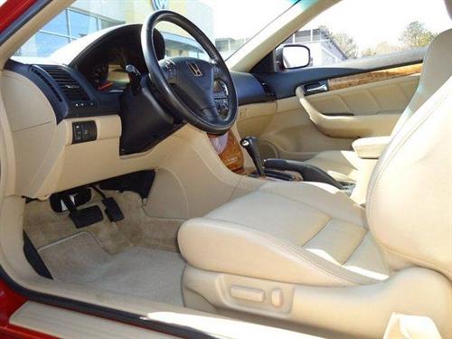 Honda Accord 2005 photo 2