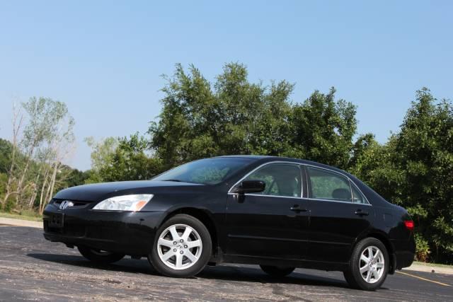 Honda Accord 2005 photo 2