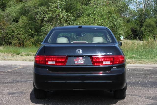 Honda Accord 2005 photo 5