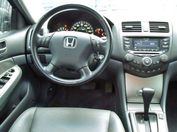 Honda Accord 2005 photo 4
