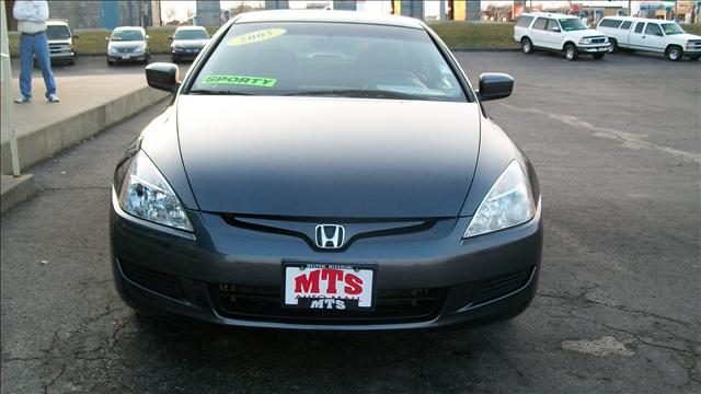 Honda Accord 2005 photo 2