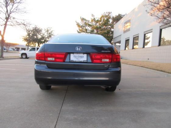 Honda Accord 2005 photo 1