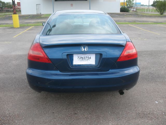 Honda Accord 2005 photo 4