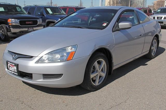 Honda Accord 2005 photo 2