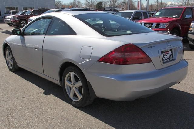 Honda Accord 2005 photo 3