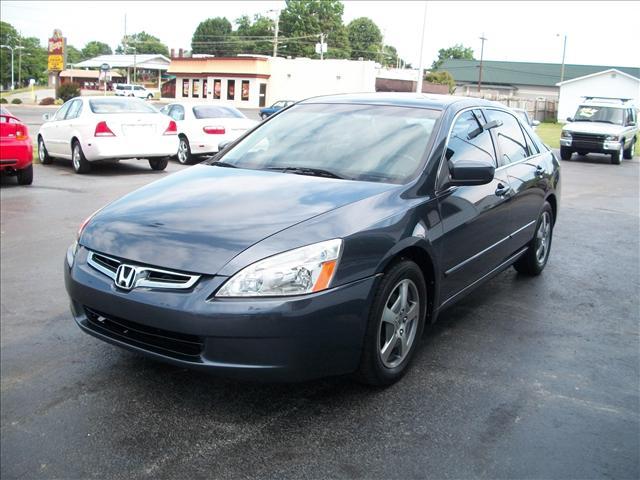 Honda Accord 2005 photo 2