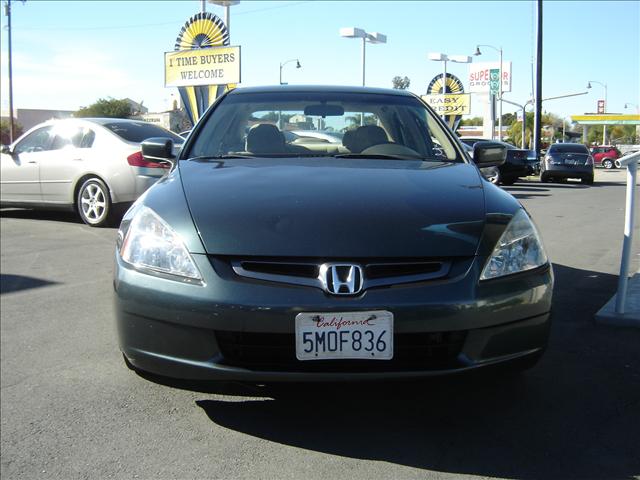 Honda Accord 2005 photo 2