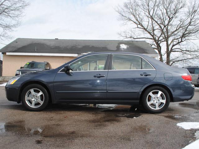 Honda Accord 2005 photo 1