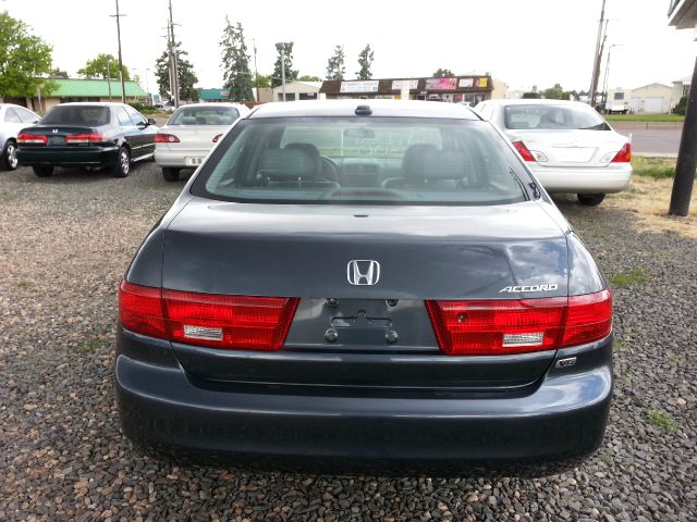 Honda Accord 2005 photo 3