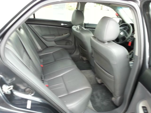 Honda Accord 2005 photo 5
