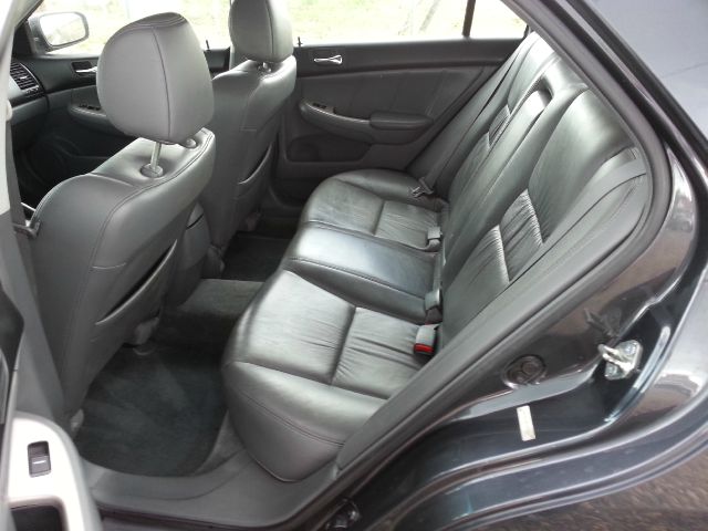 Honda Accord 2005 photo 6