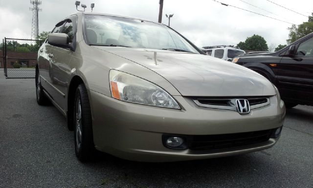 Honda Accord 2005 photo 3