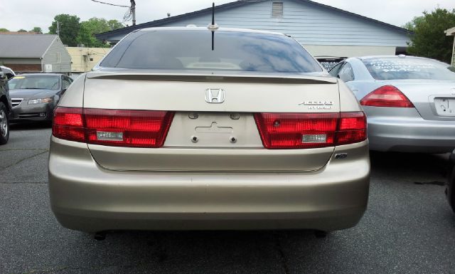 Honda Accord 2005 photo 4