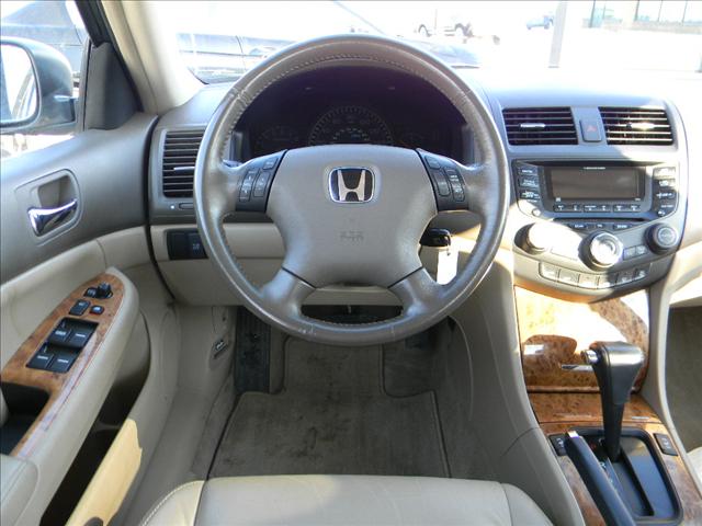 Honda Accord 2005 photo 3
