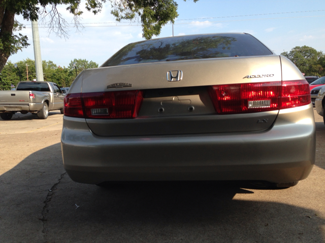 Honda Accord 2dr Reg Cab 120.5 WB Sedan