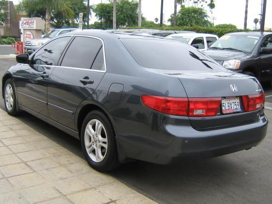 Honda Accord 2005 photo 4