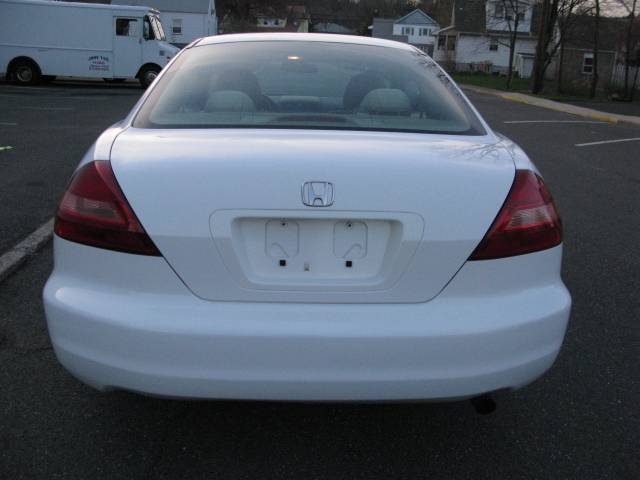 Honda Accord 2005 photo 5