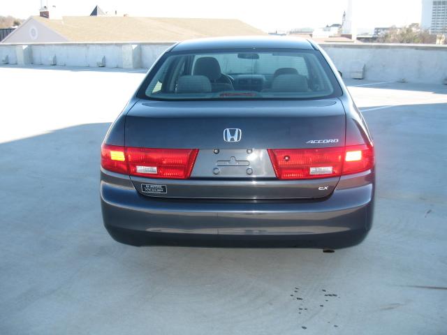 Honda Accord 2005 photo 3