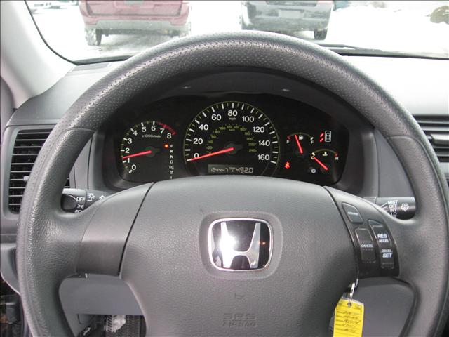 Honda Accord 2005 photo 2
