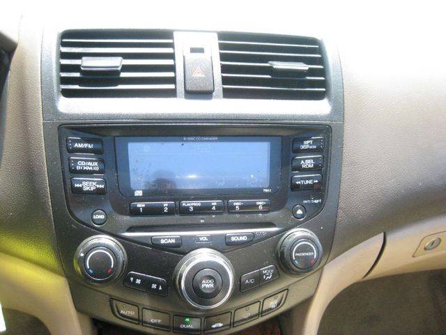 Honda Accord 2005 photo 5