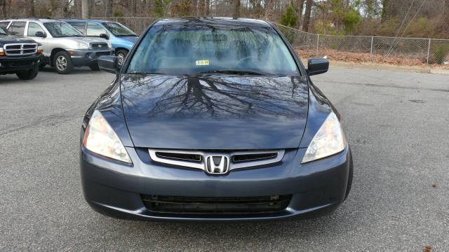 Honda Accord 2005 photo 2