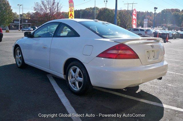 Honda Accord 2005 photo 4