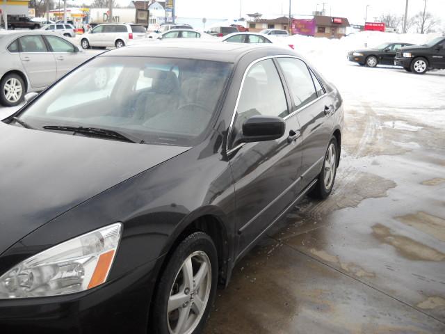 Honda Accord 2005 photo 2