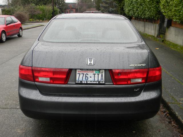 Honda Accord 2005 photo 3
