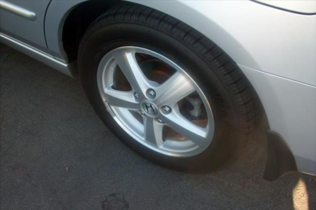 Honda Accord 2005 photo 3