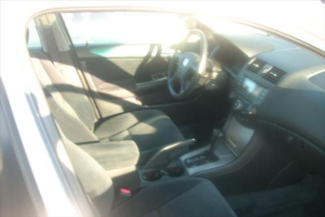 Honda Accord 2005 photo 5